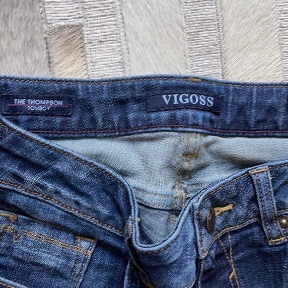 Vigoss Slightly Distressed Jeans - Picture 3 of 4